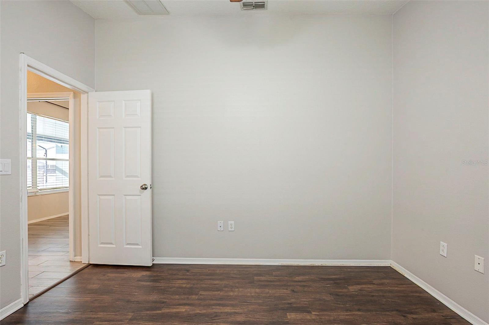 Image 33 of 47 For 8112 Maidencane Drive