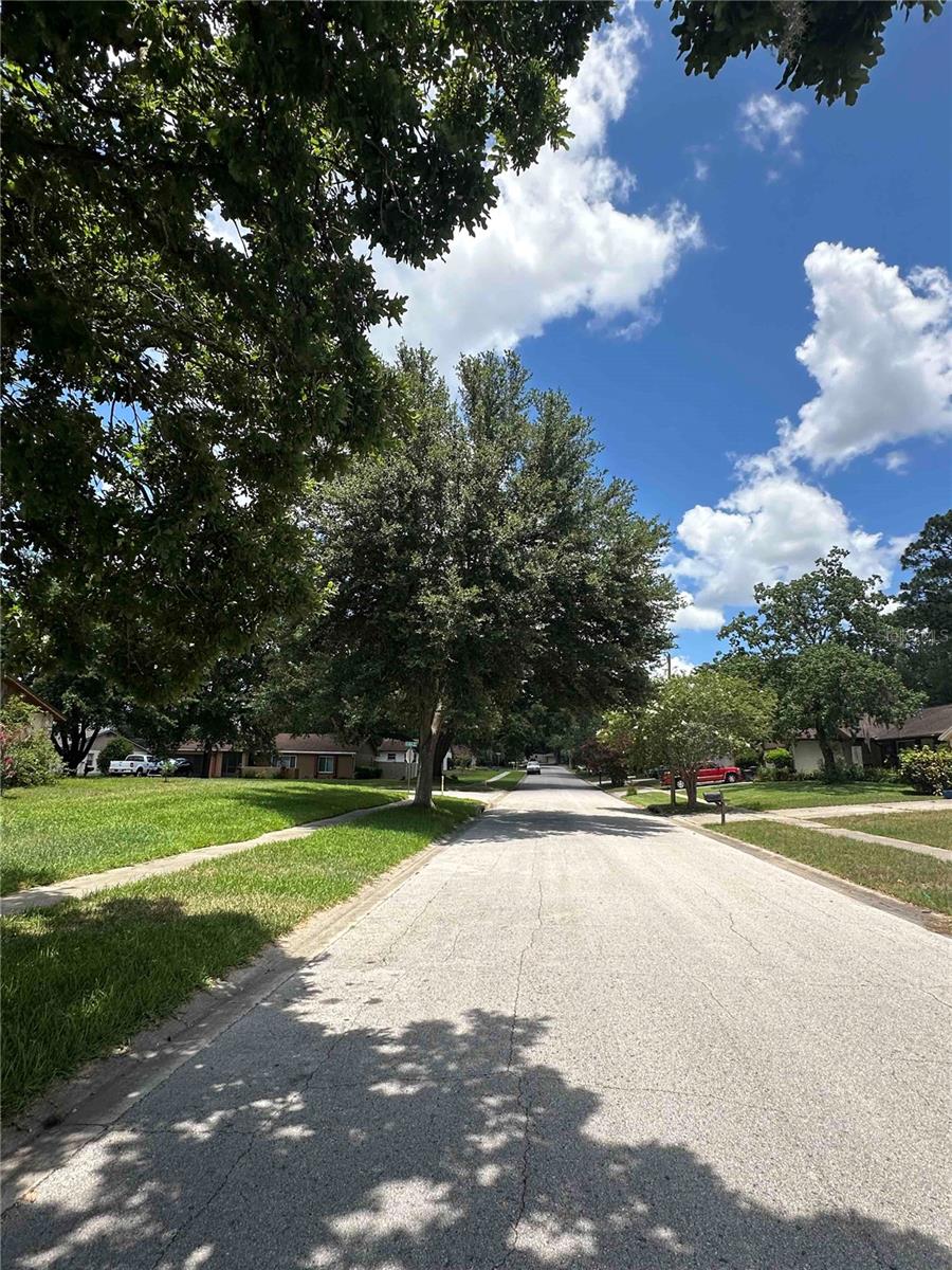 Image 2 of 4 For 448 Meander Drive