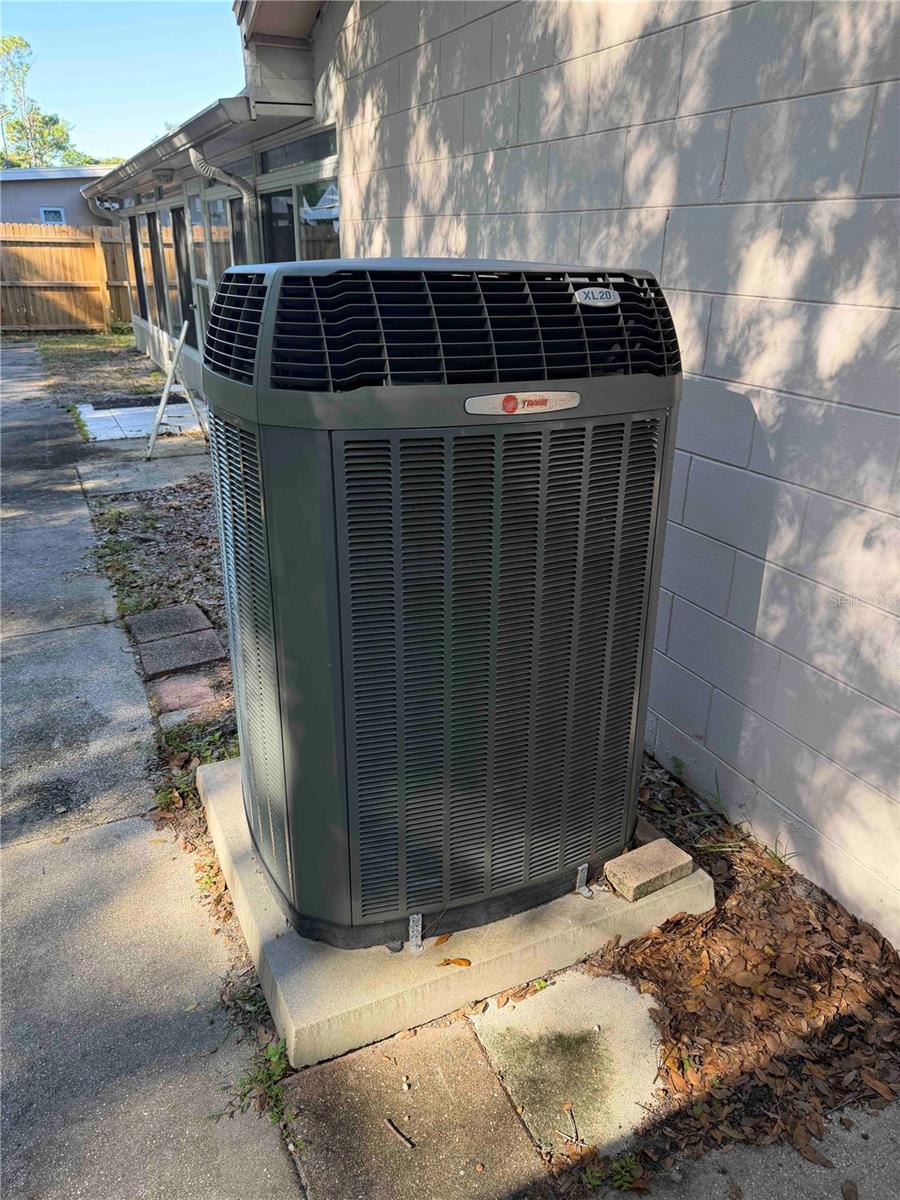 Image 8 of 10 For 448 Meander Drive