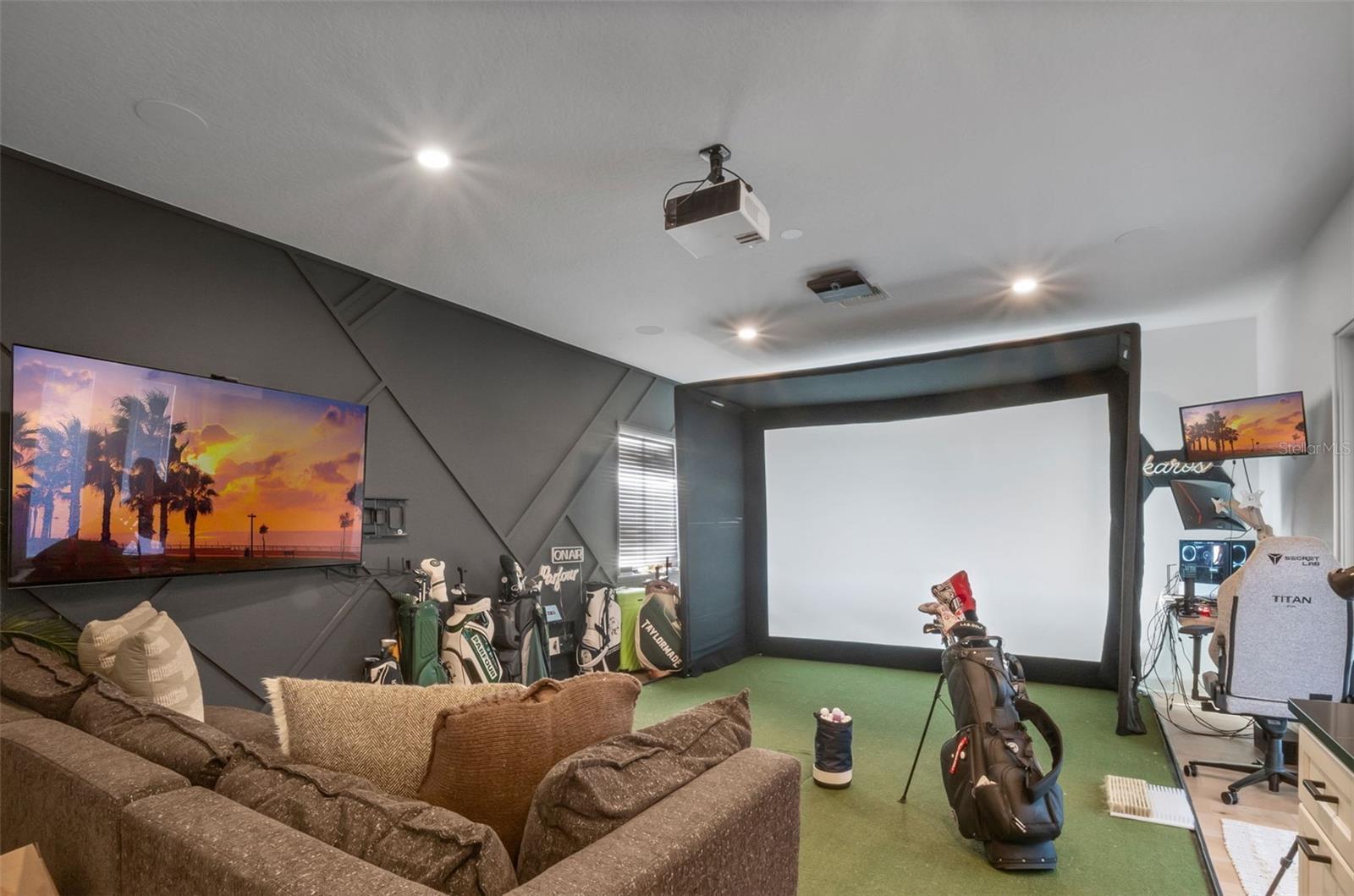 Image 33 of 69 For 13025 Lake Roper Court