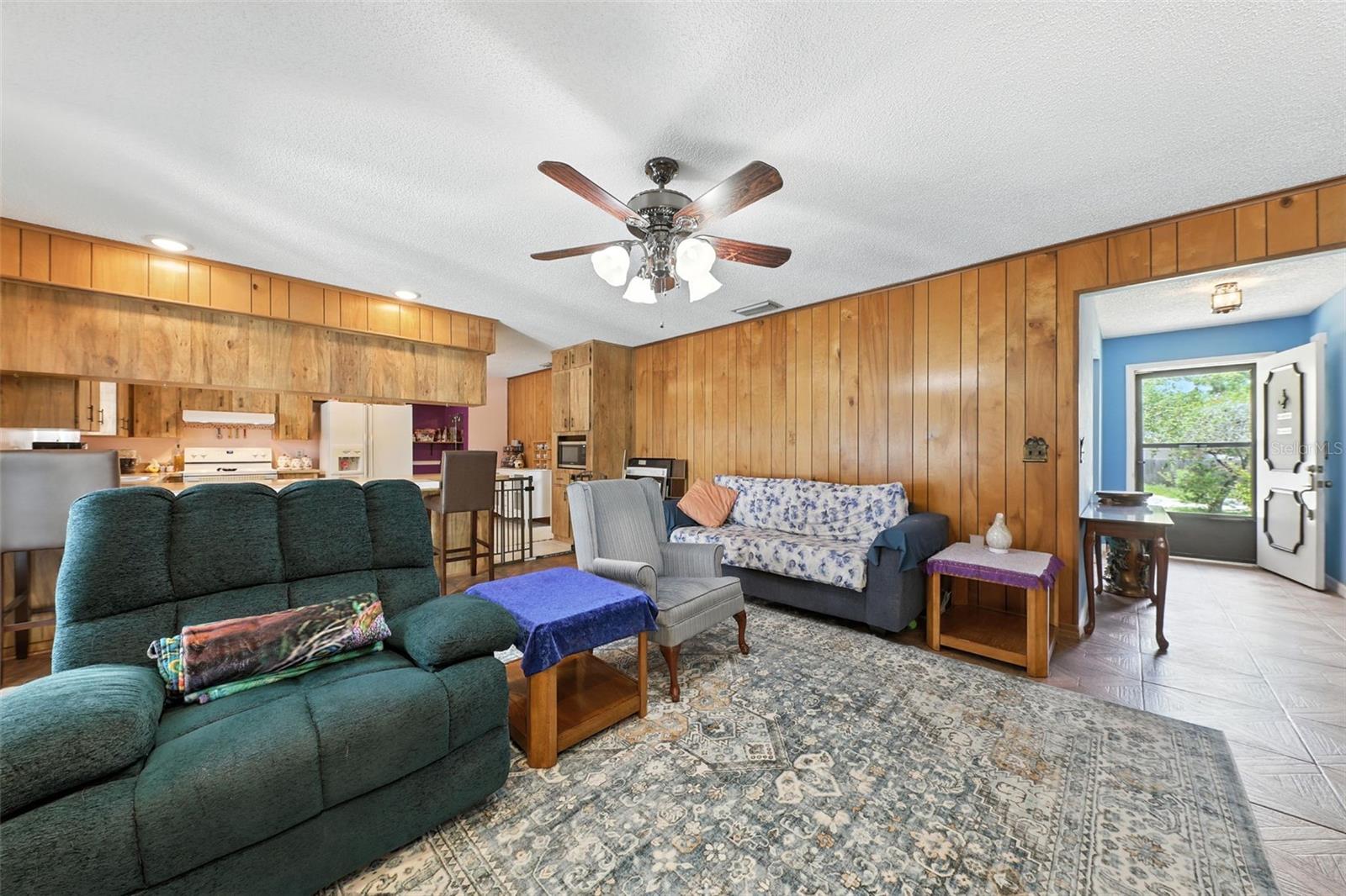 Image 8 of 25 For 1515 Colonist Court