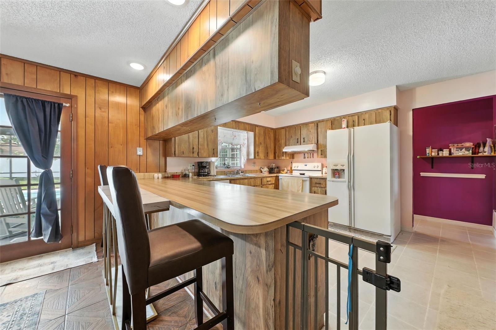 Image 9 of 25 For 1515 Colonist Court