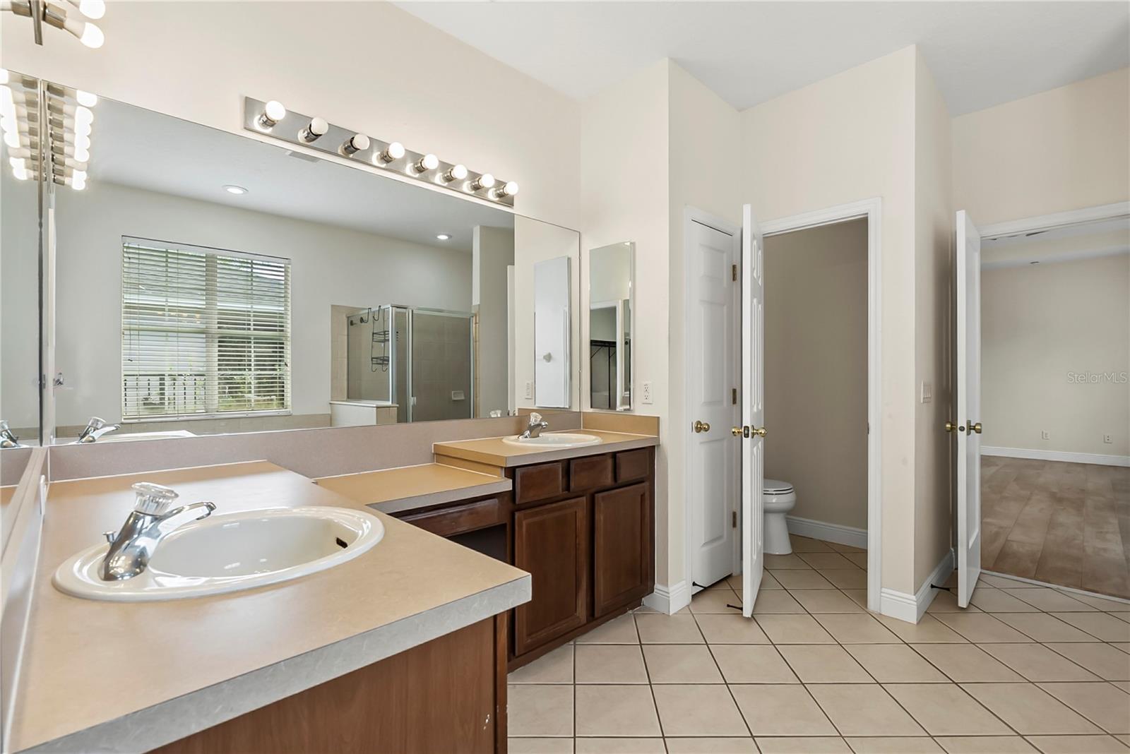 Image 14 of 25 For 10117 Sweetleaf Street