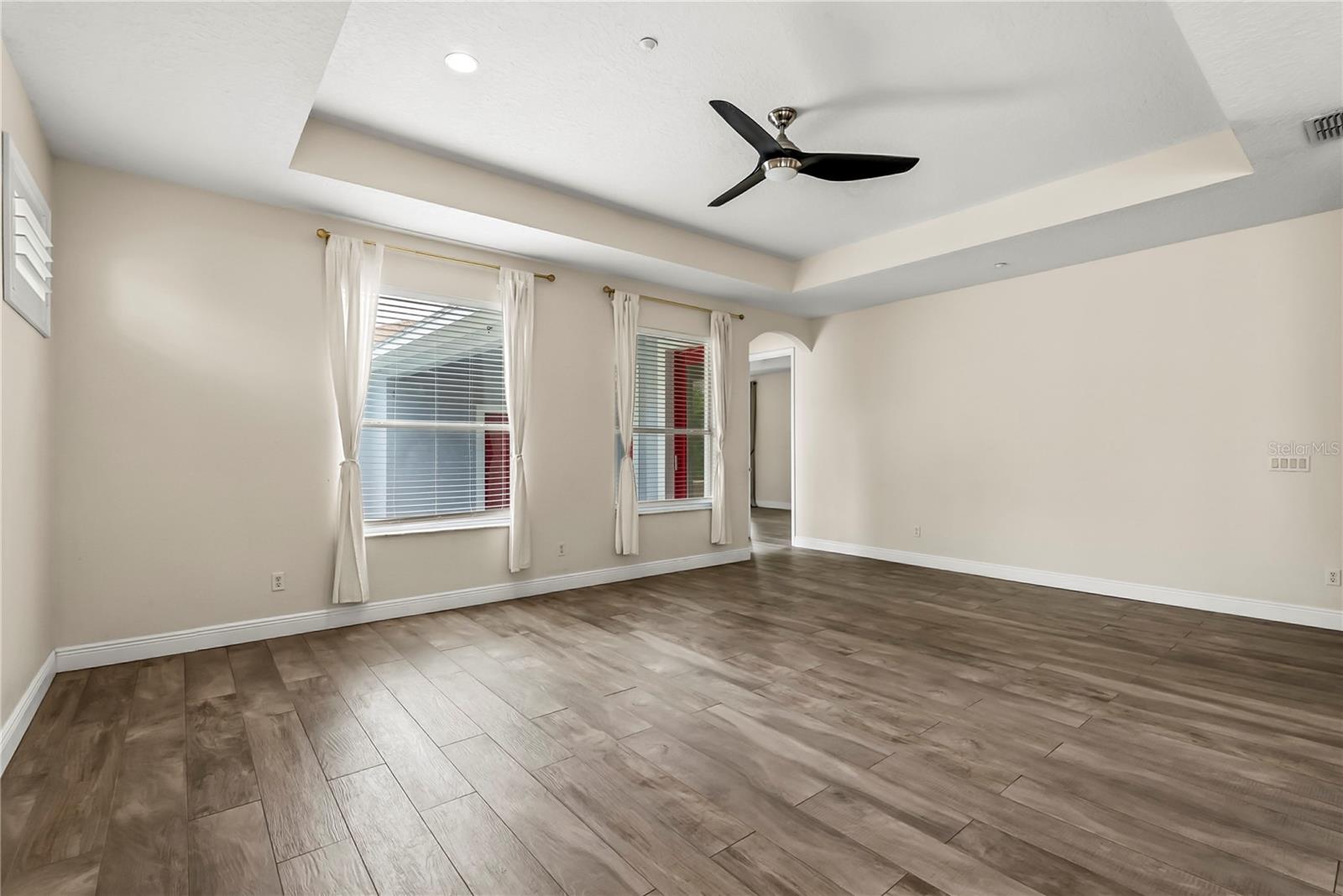 Image 7 of 25 For 10117 Sweetleaf Street