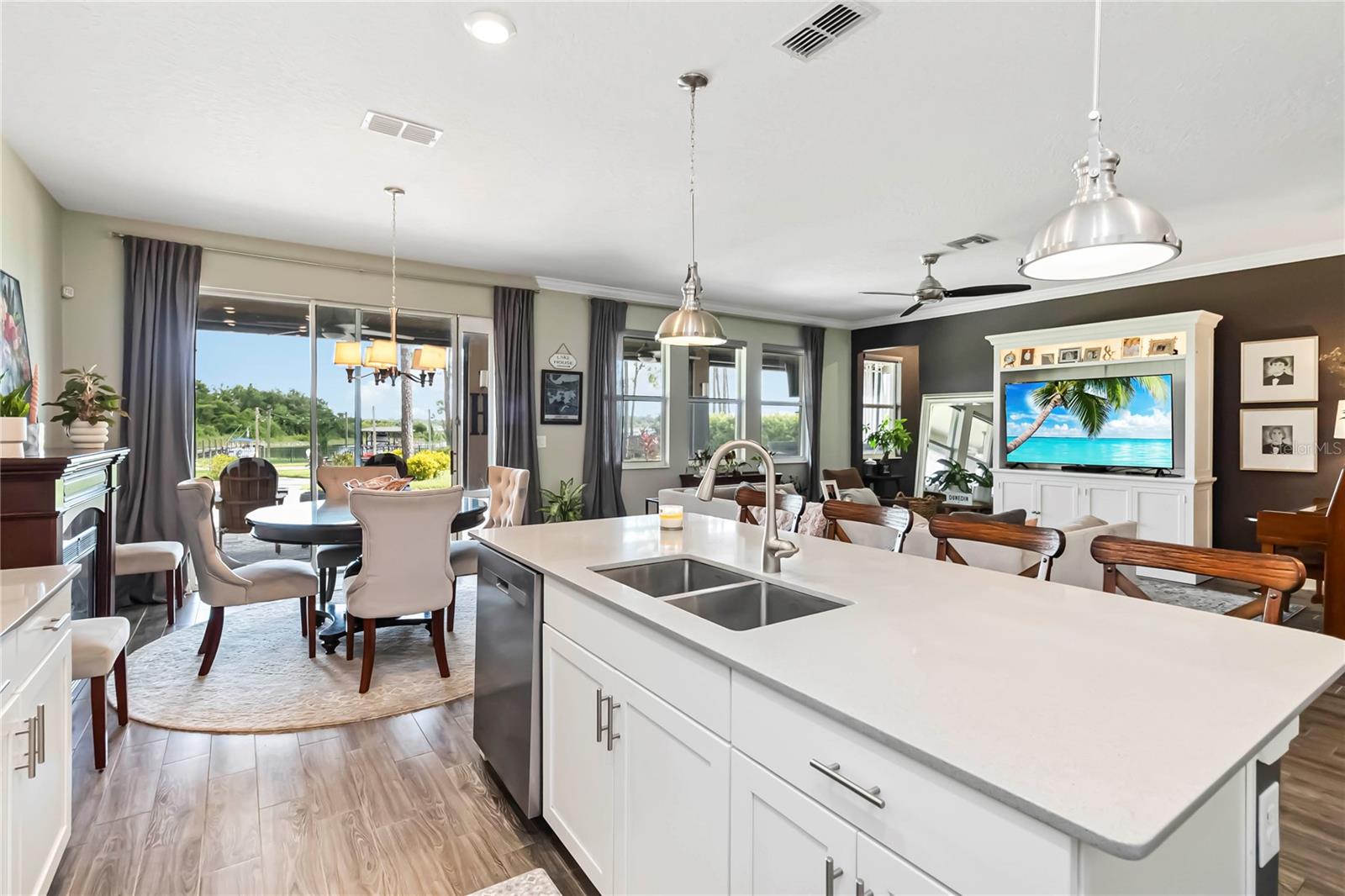 Image 16 of 67 For 3404 Shallow Cove Lane