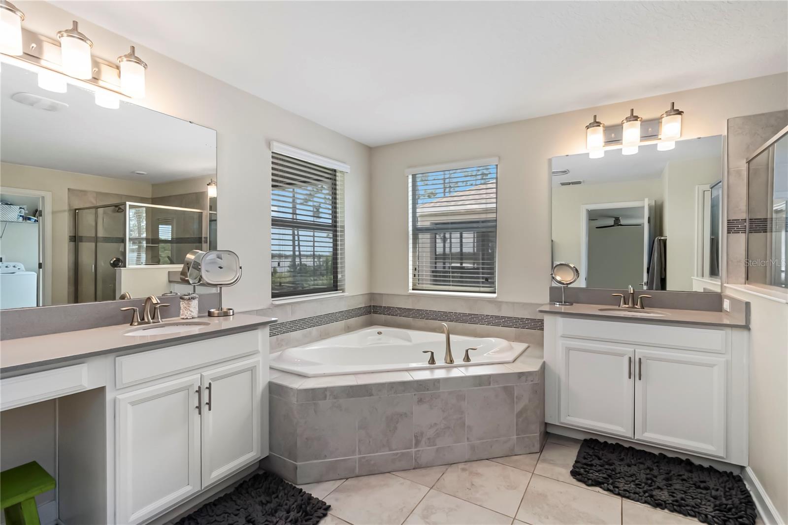 Image 31 of 67 For 3404 Shallow Cove Lane