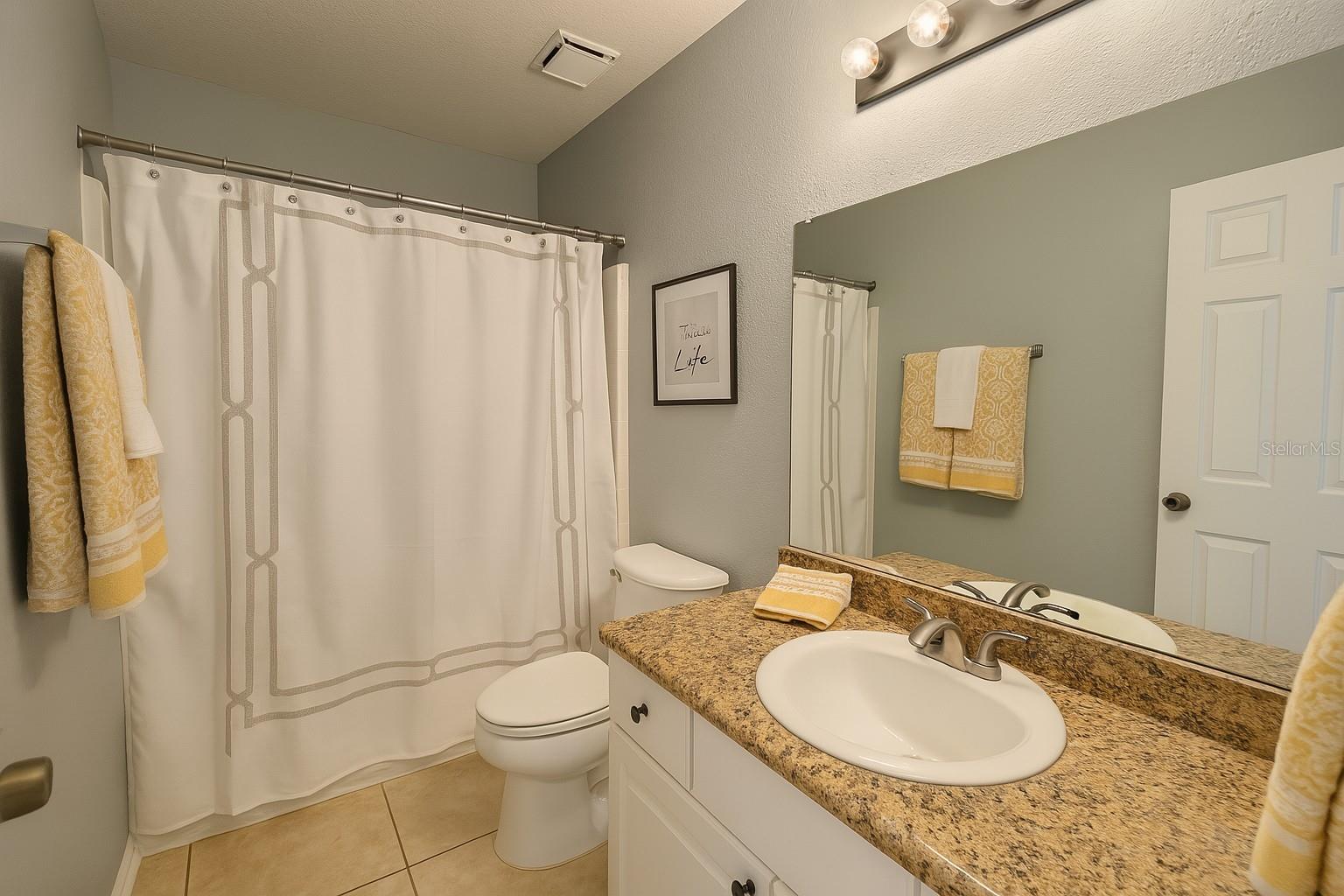 Image 40 of 82 For 2550 Alafaya Trail 9303