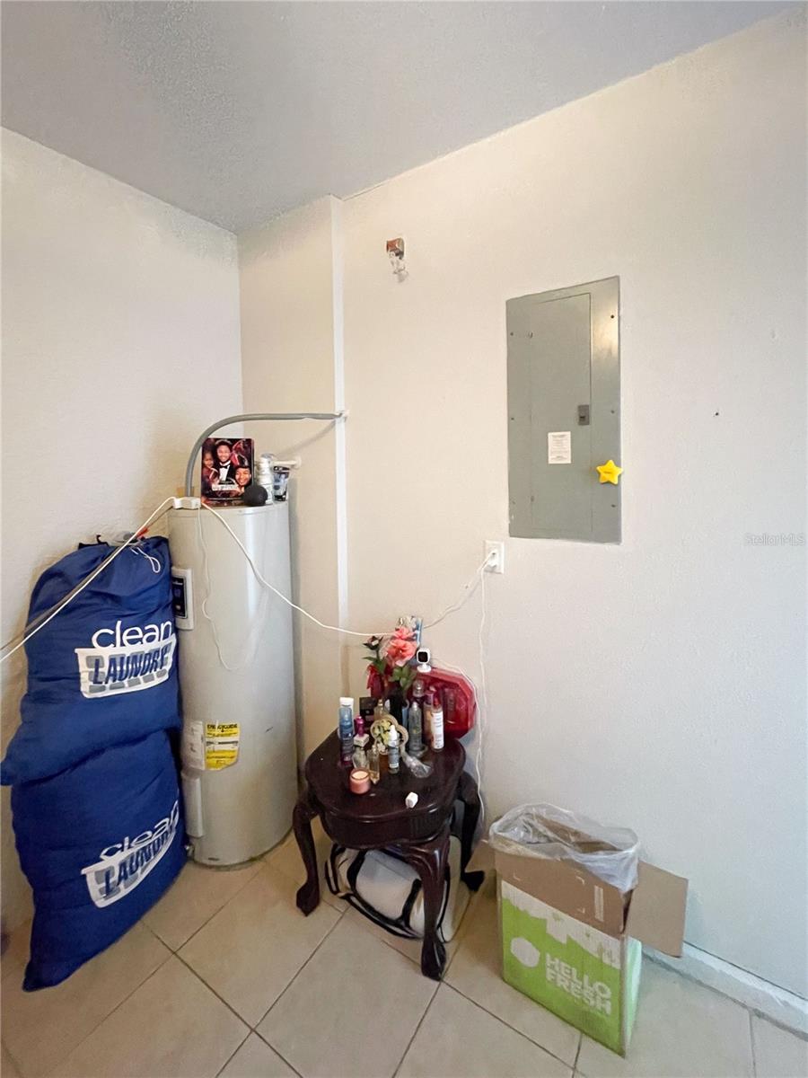 Image 42 of 47 For 5711 Claude Avenue