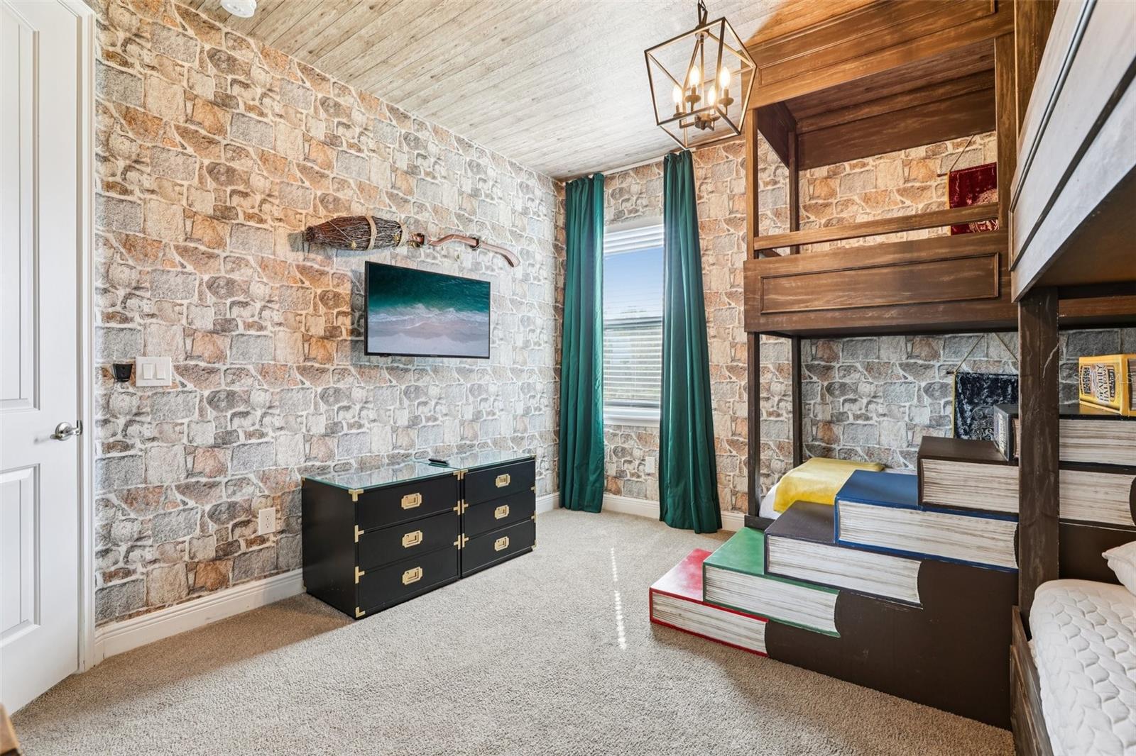 Image 25 of 57 For 7456 Marker Avenue