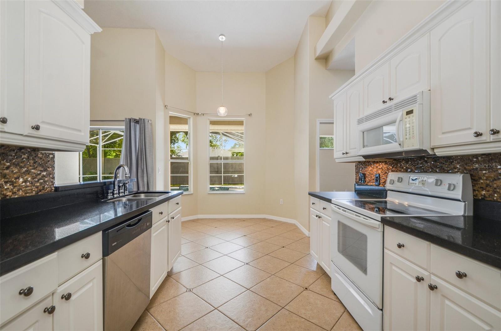 Image 13 of 45 For 2905 Elbert Way