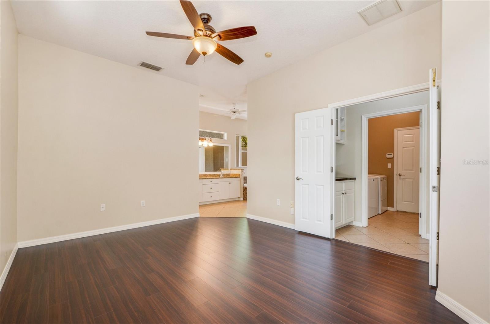Image 23 of 45 For 2905 Elbert Way