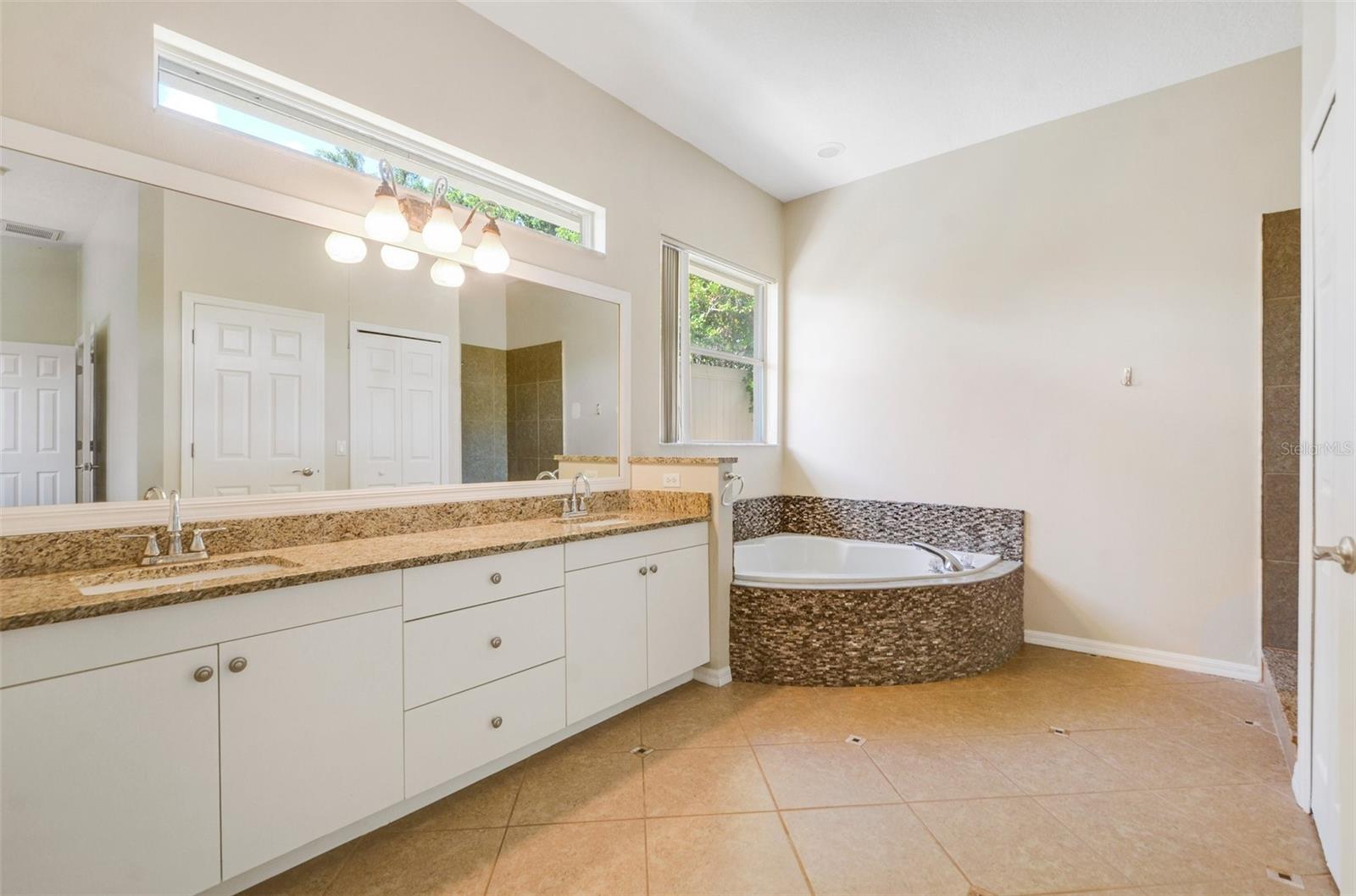Image 25 of 45 For 2905 Elbert Way