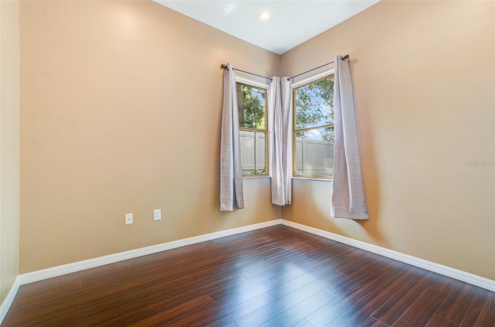 Image 35 of 45 For 2905 Elbert Way