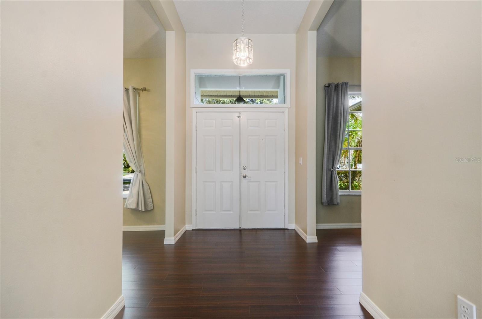 Image 5 of 45 For 2905 Elbert Way