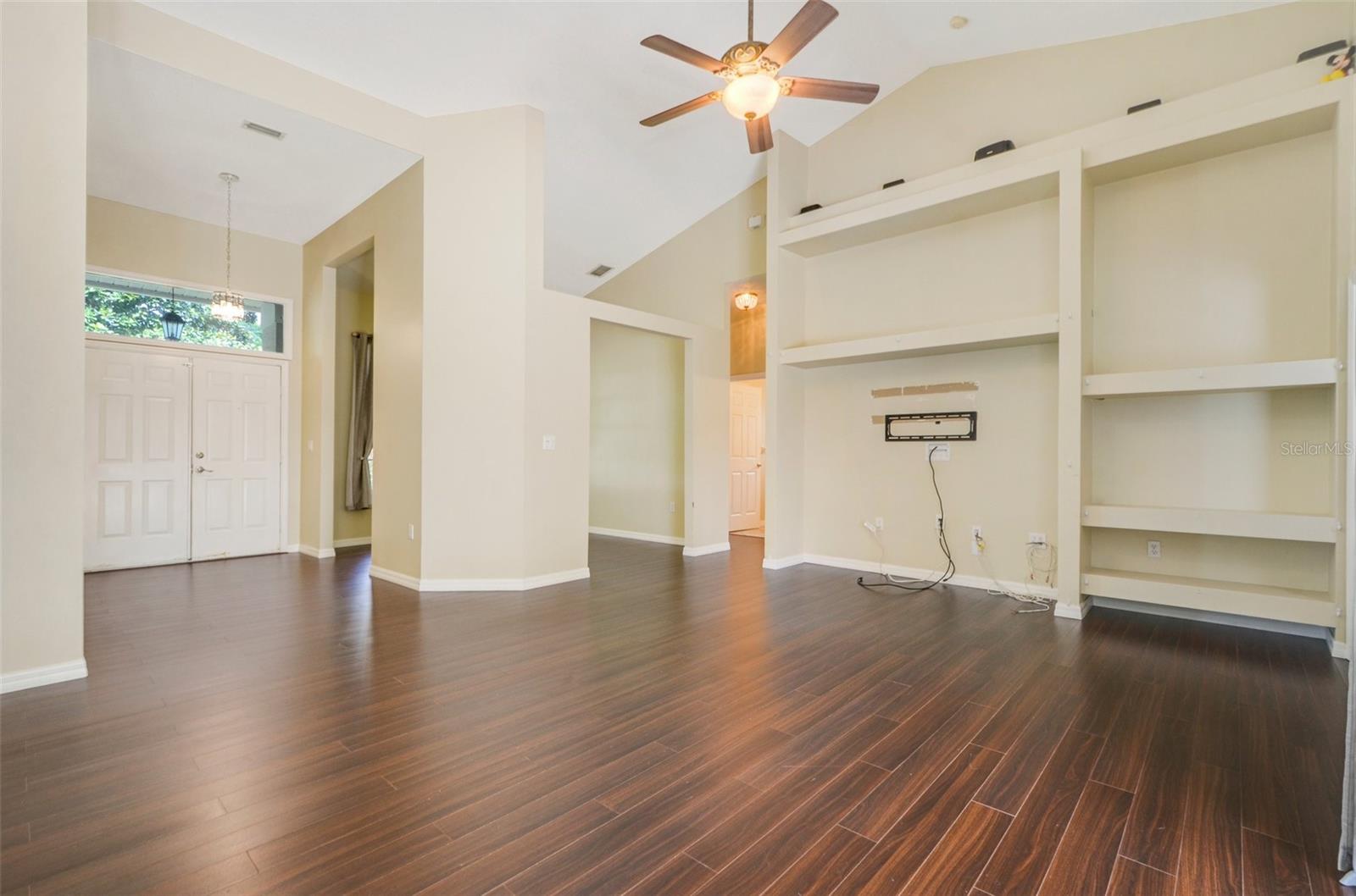 Image 6 of 45 For 2905 Elbert Way