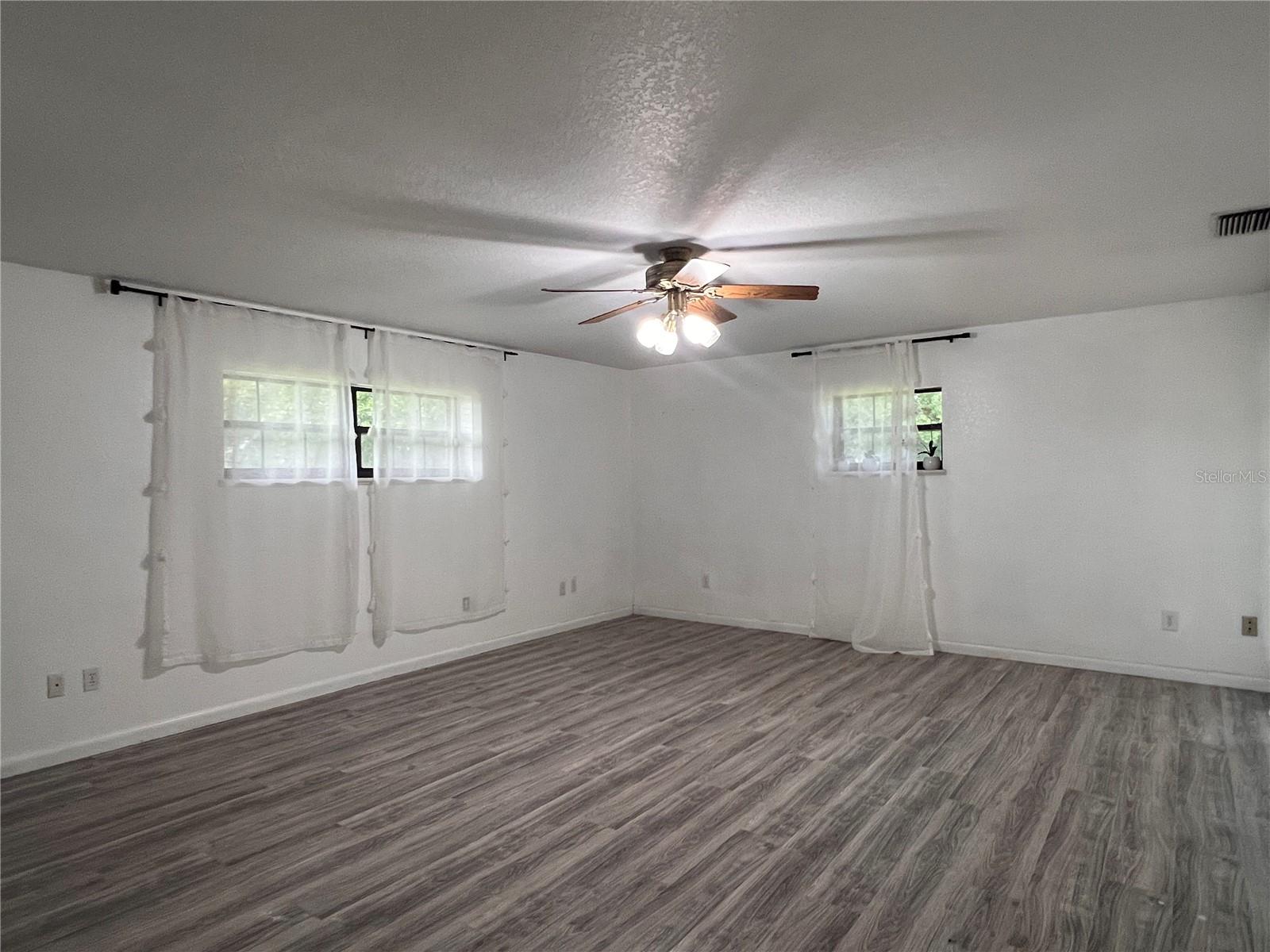 Image 12 of 27 For 4093 Lippman Road