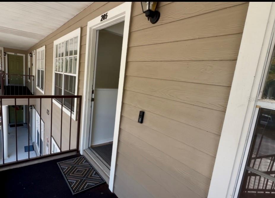 Image 2 of 24 For 125 Reserve Circle 205