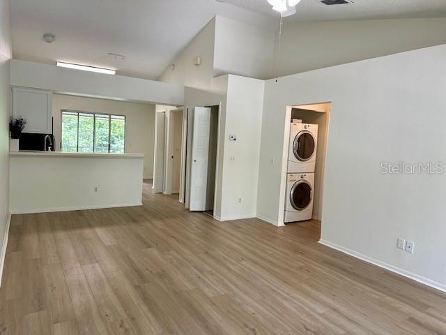 Image 3 of 24 For 125 Reserve Circle 205