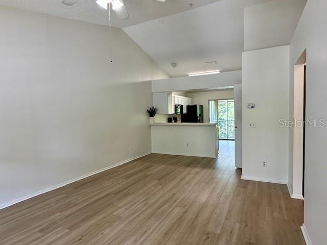Image 4 of 24 For 125 Reserve Circle 205