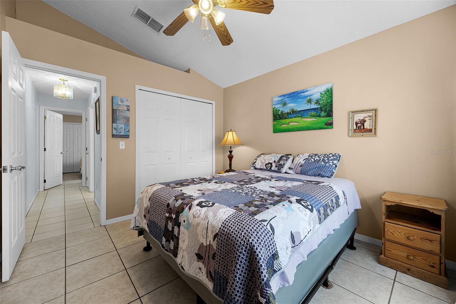Image 16 of 48 For 527 Durango Loop Street