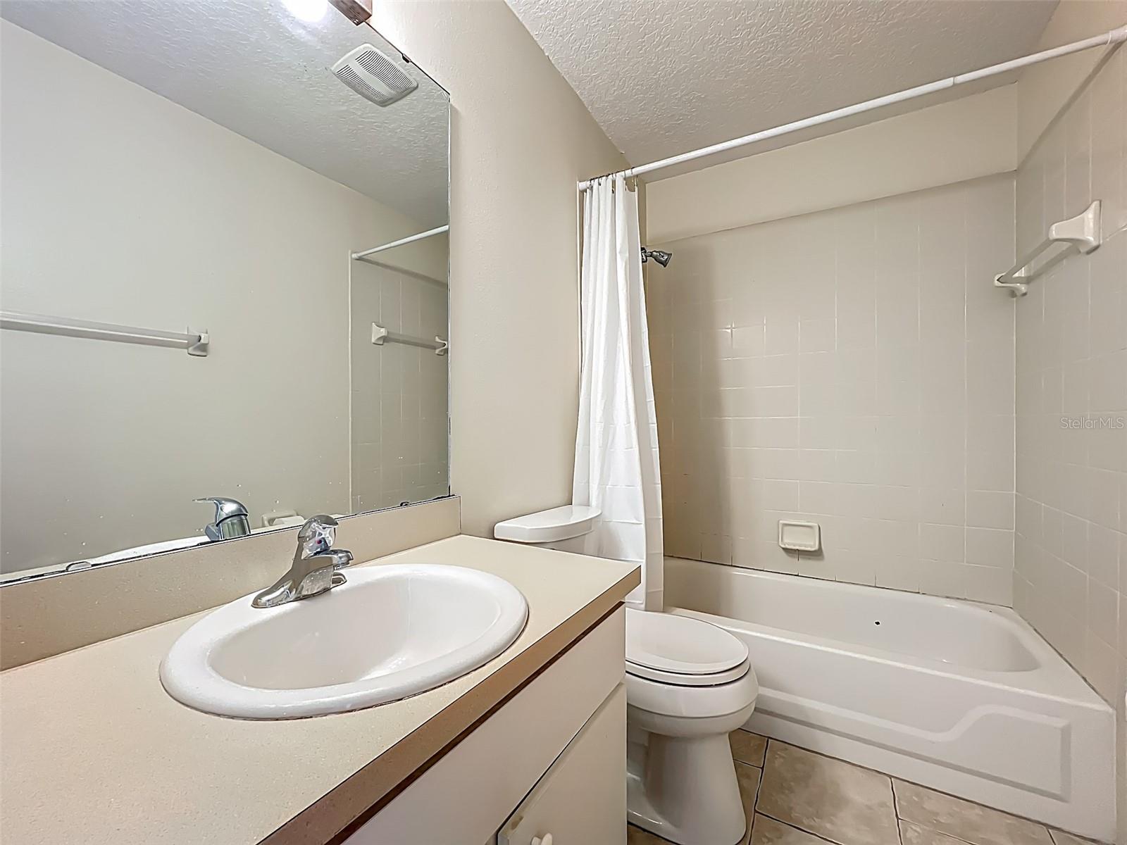 Image 21 of 39 For 1115 Naples Drive