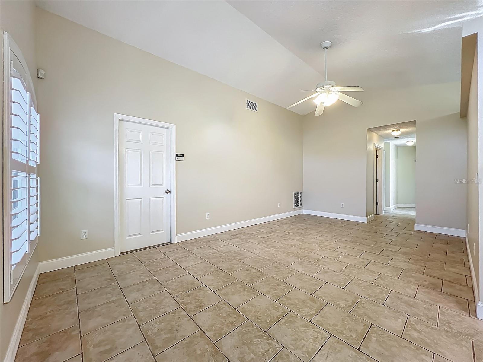 Image 6 of 39 For 1115 Naples Drive