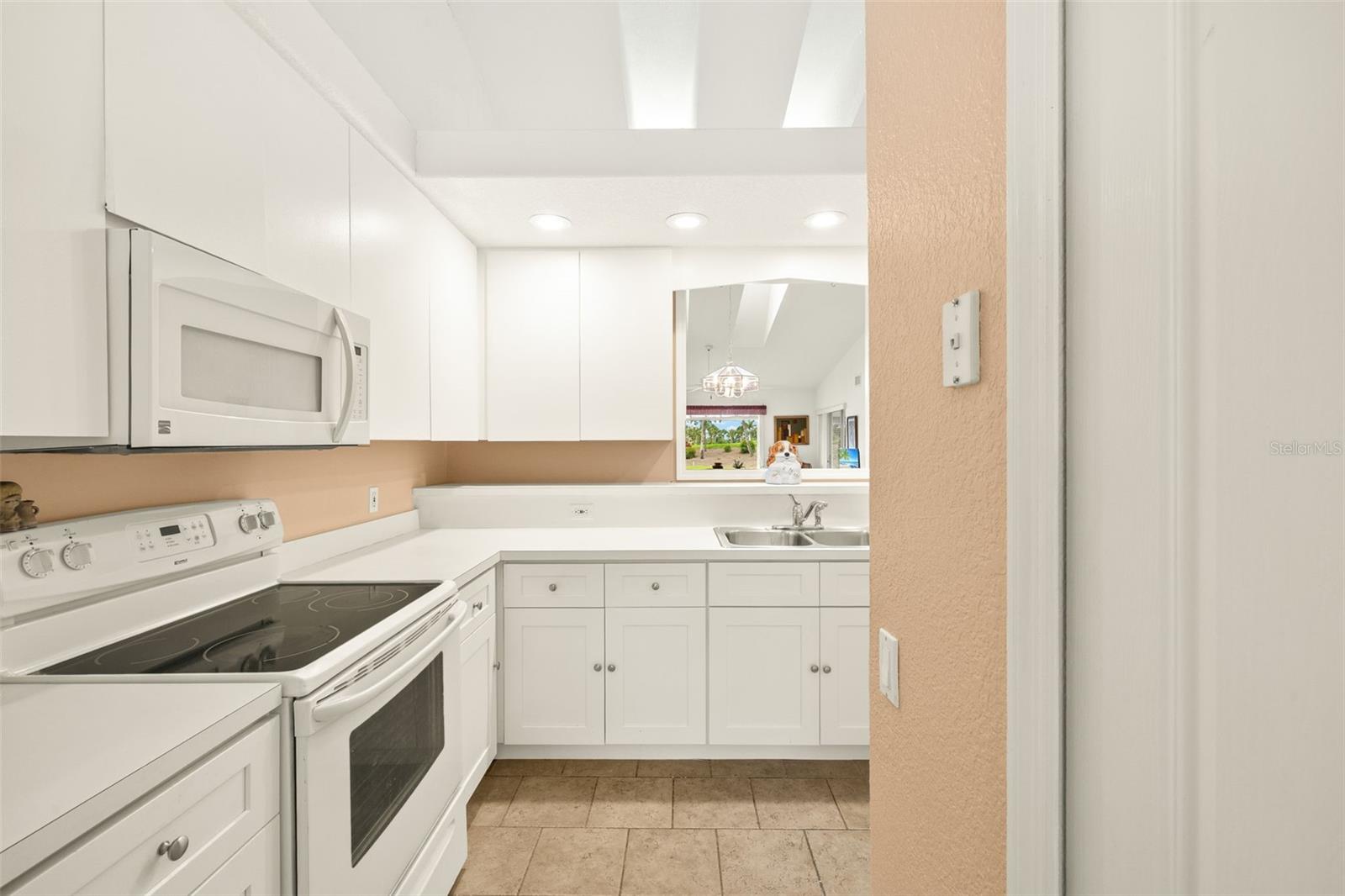 Image 14 of 41 For 12659 Kingsway Circle A1