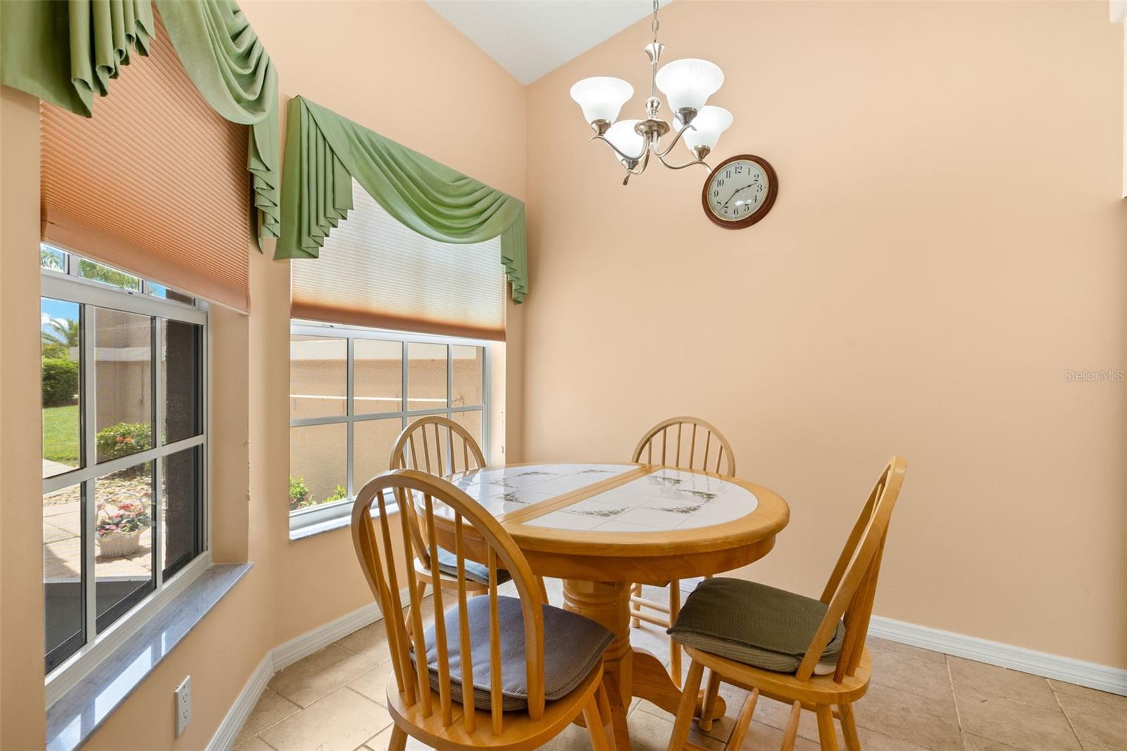 Image 15 of 41 For 12659 Kingsway Circle A1