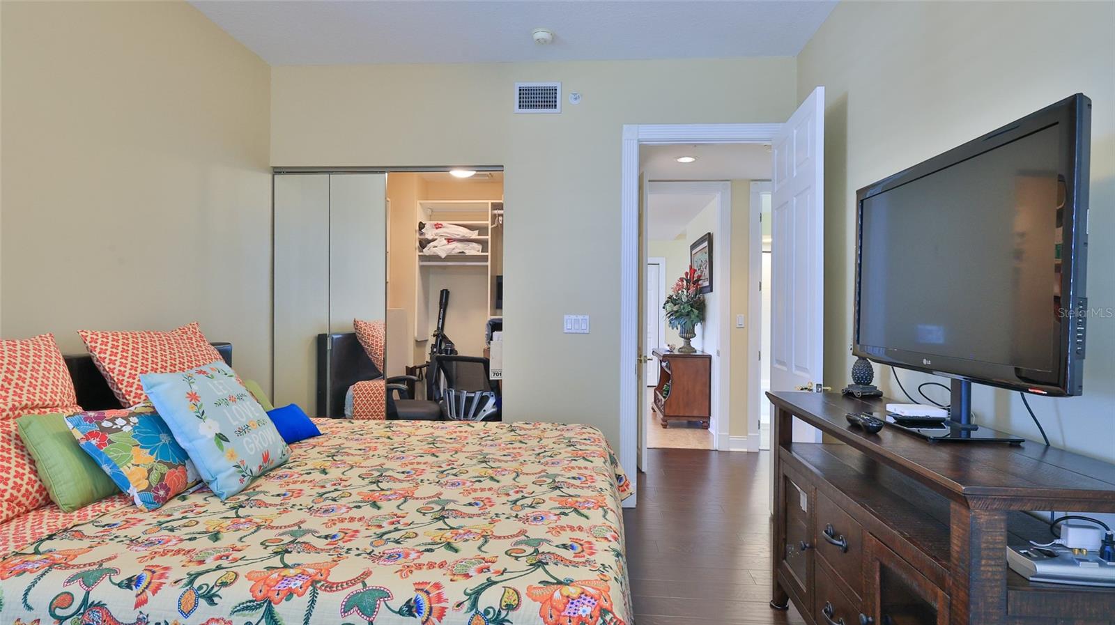 Image 18 of 34 For 4626 Harbour Village Boulevard 3201
