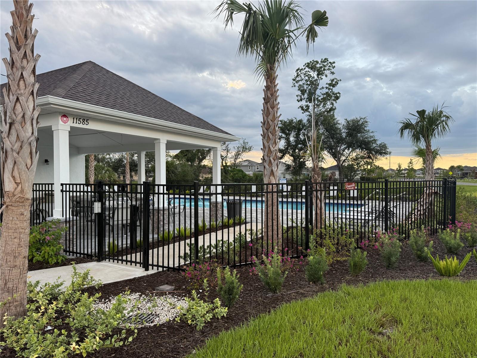 Image 15 of 16 For 10322 Star Flower Lane