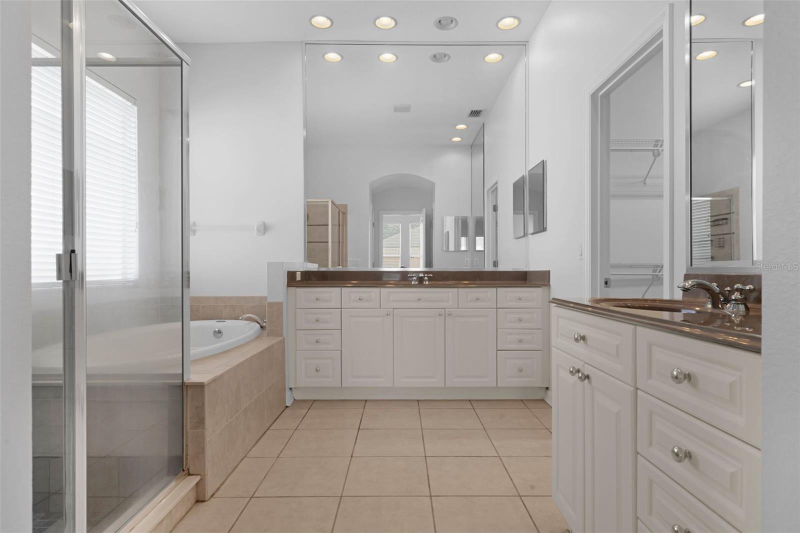 Image 14 of 28 For 12884 Penshurst Lane