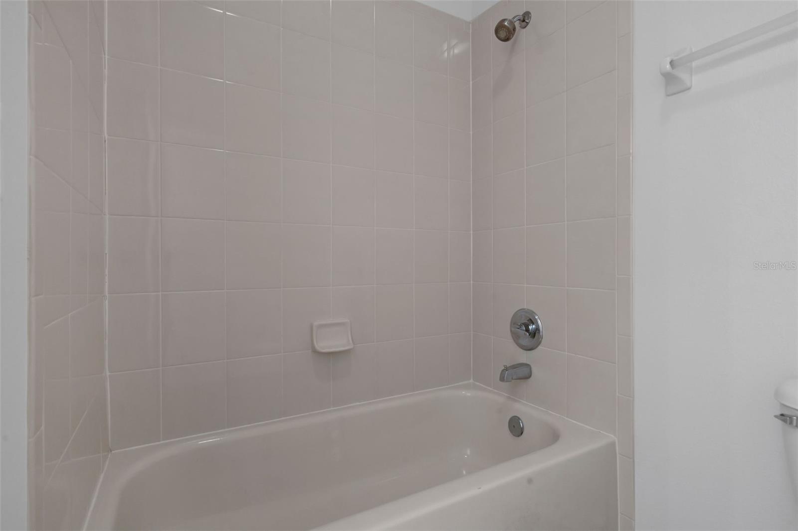 Image 22 of 28 For 12884 Penshurst Lane