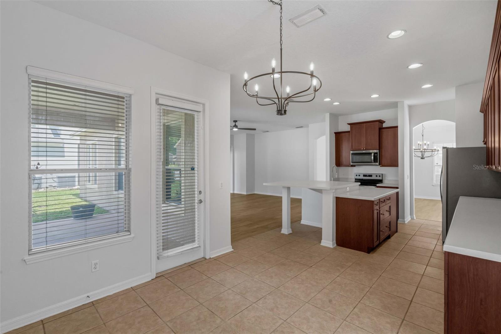 Image 5 of 28 For 12884 Penshurst Lane