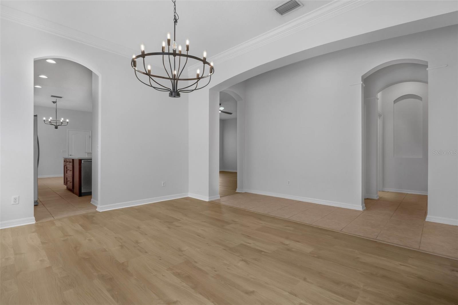 Image 6 of 28 For 12884 Penshurst Lane