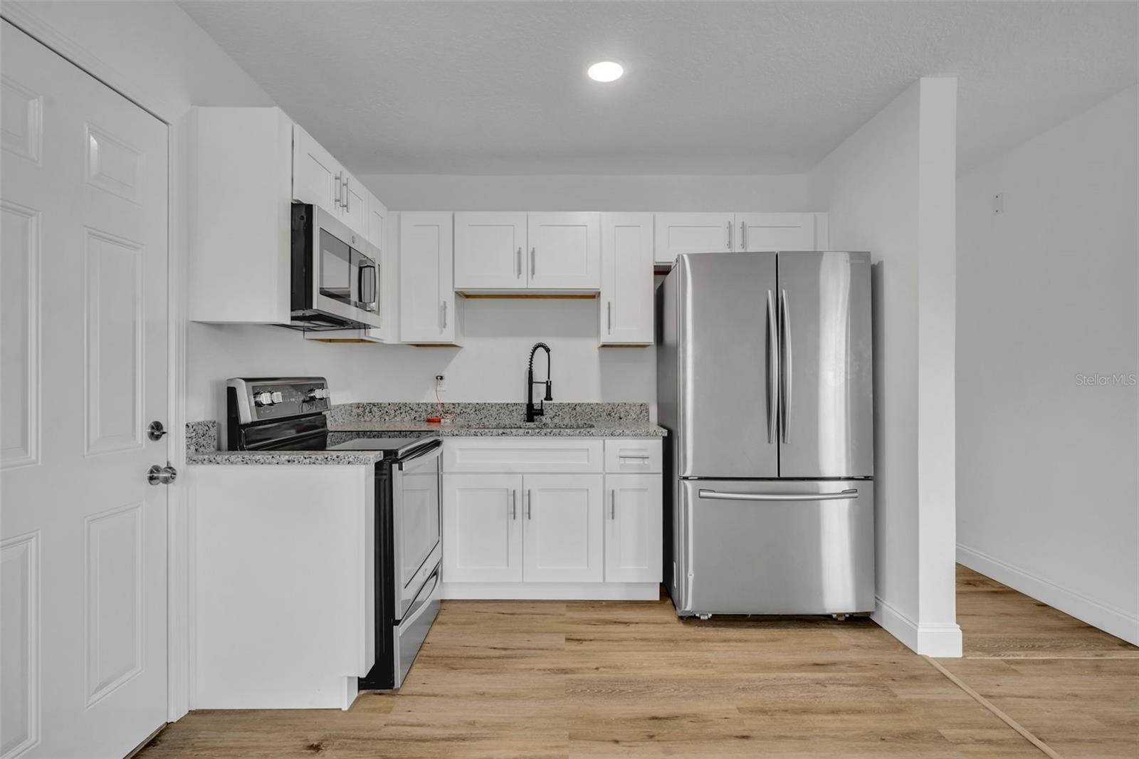 Image 11 of 29 For 7601 Aviano Avenue