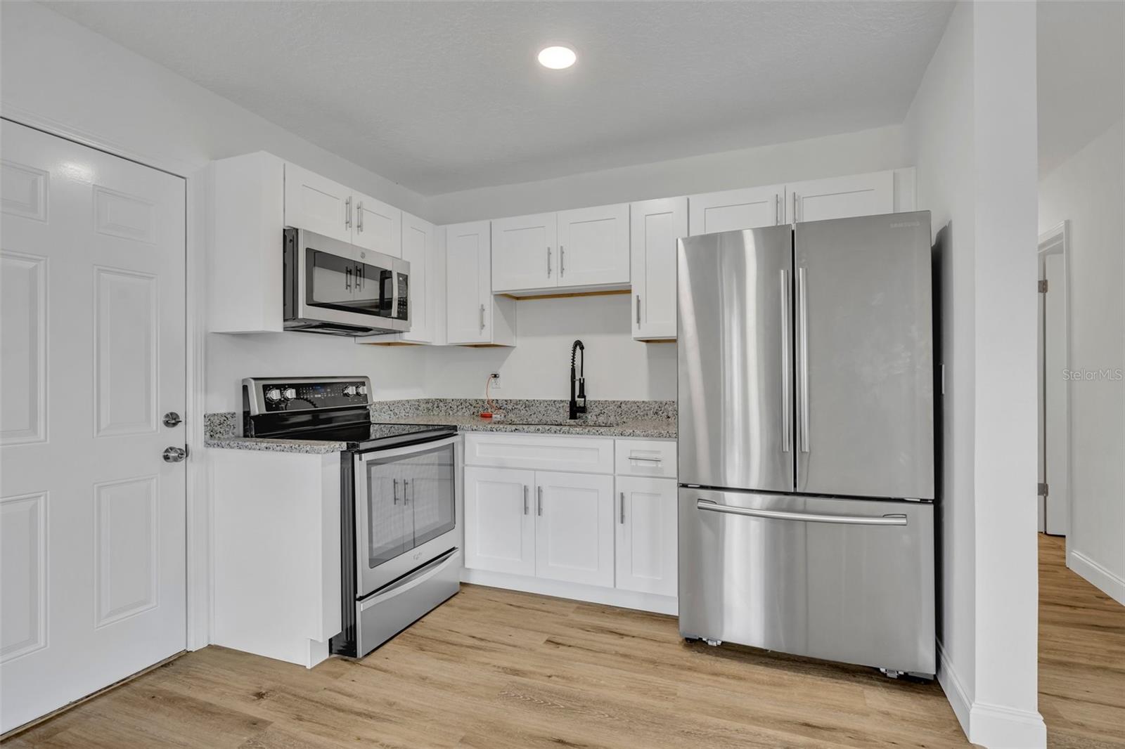 Image 12 of 29 For 7601 Aviano Avenue