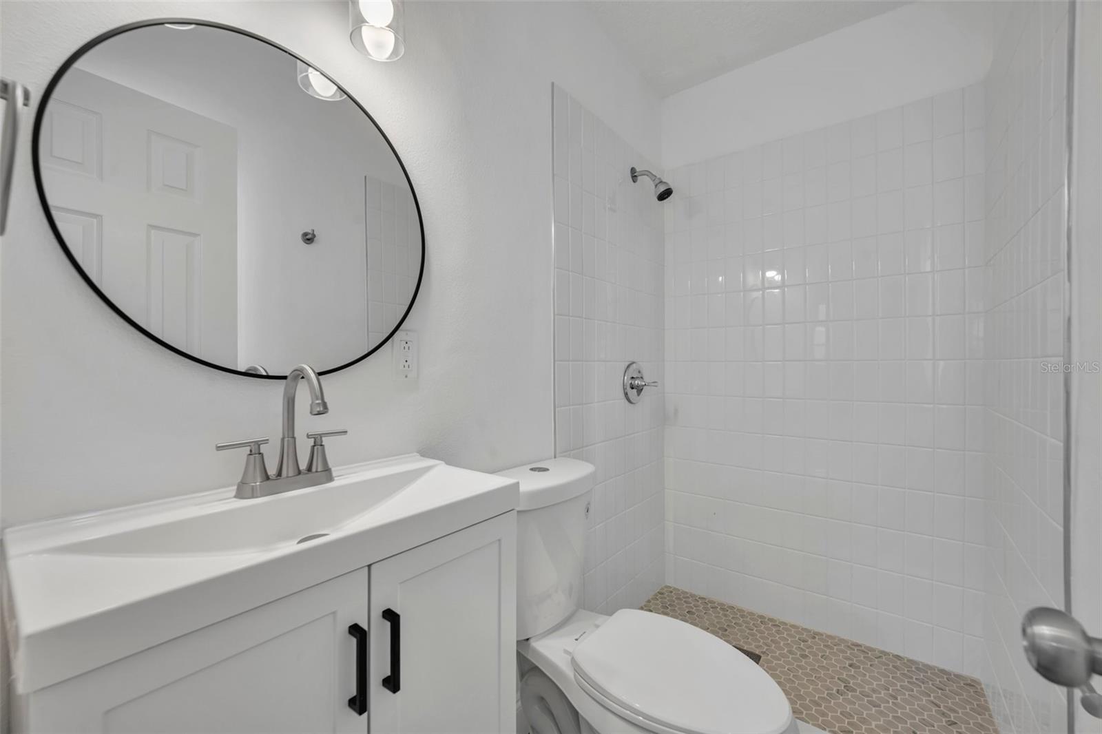 Image 16 of 29 For 7601 Aviano Avenue