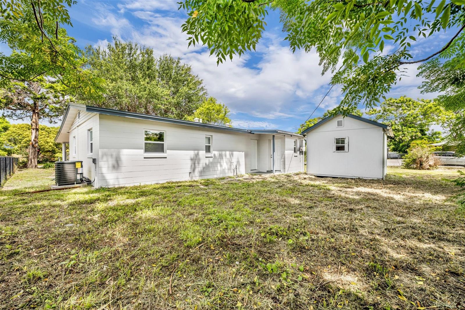 Image 21 of 29 For 7601 Aviano Avenue