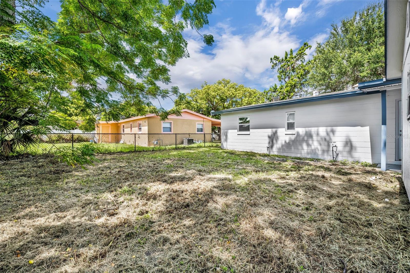 Image 22 of 29 For 7601 Aviano Avenue