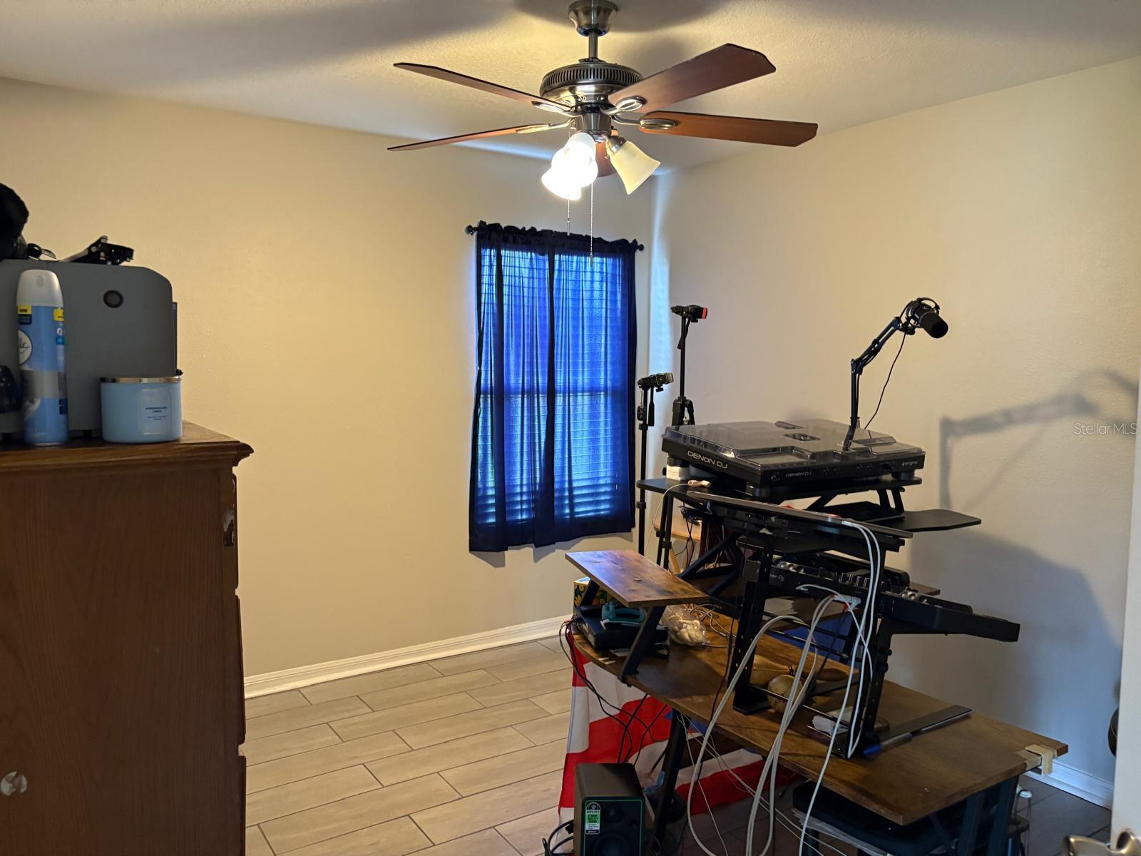 Image 19 of 21 For 428 Danube Way