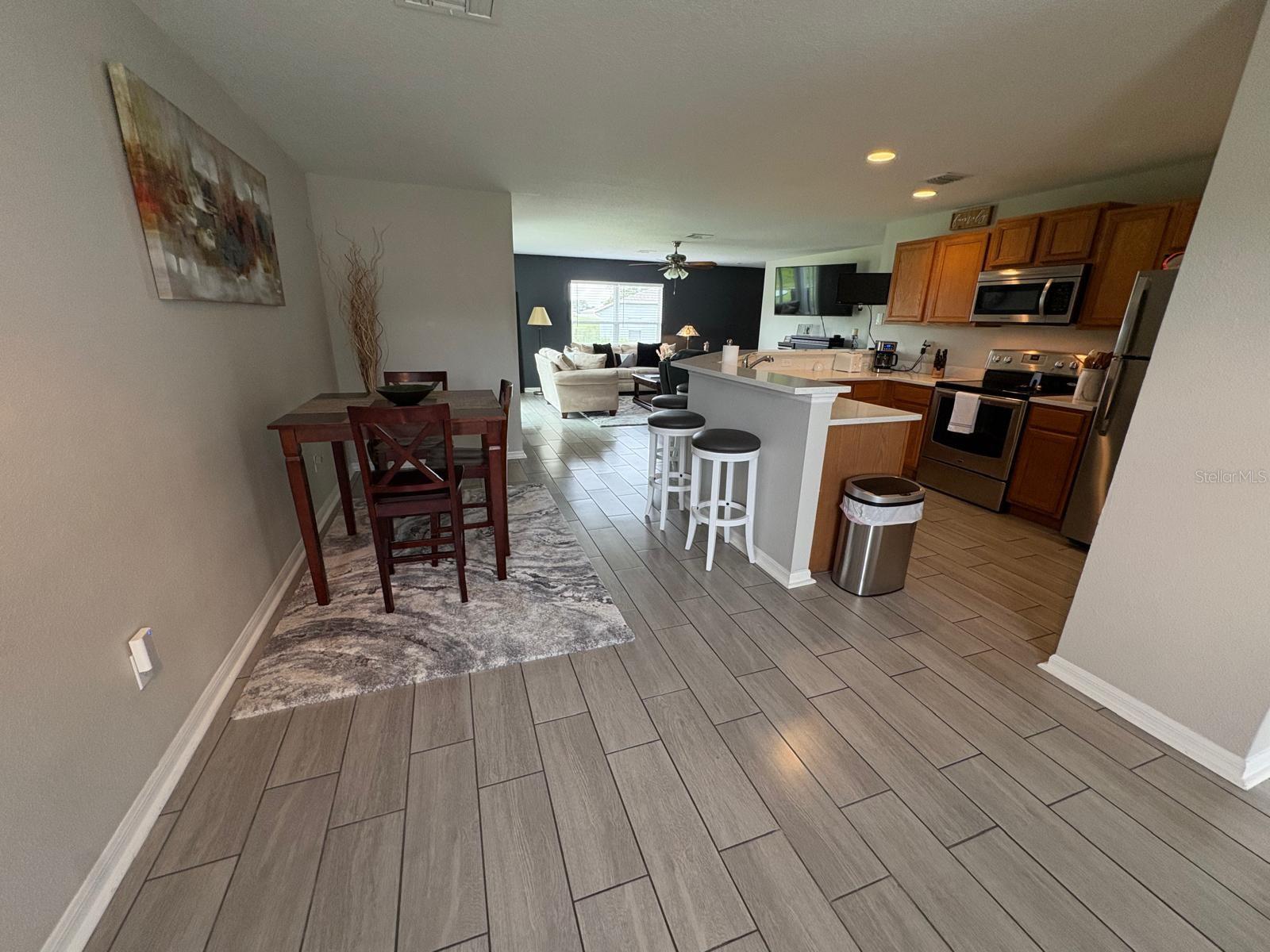 Image 5 of 21 For 428 Danube Way