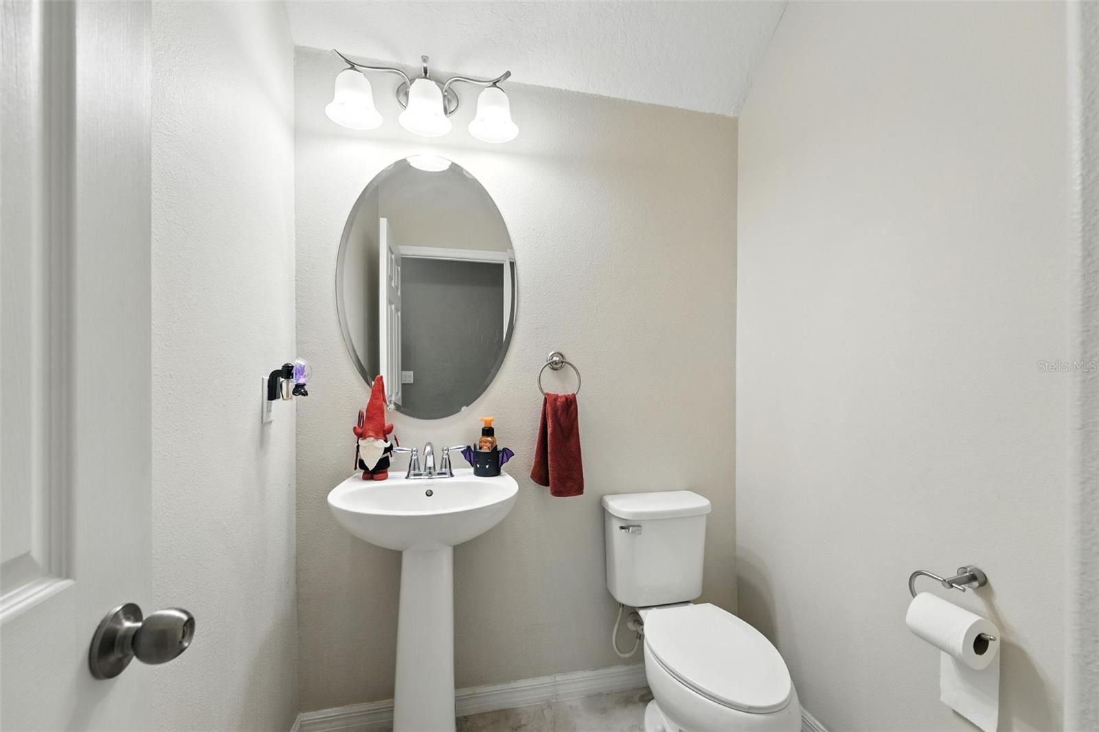Image 13 of 31 For 1110 Pine Falls Lane