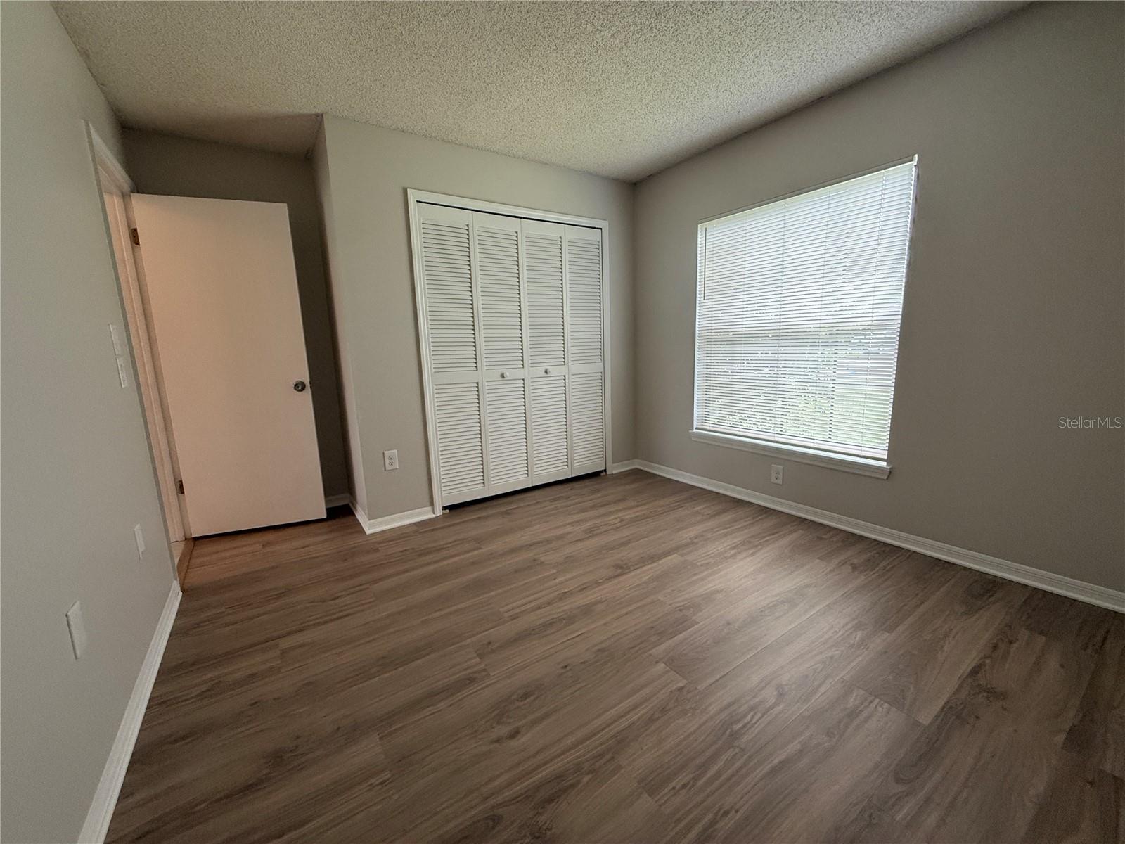 Image 11 of 12 For 2396 Ainsworth Avenue
