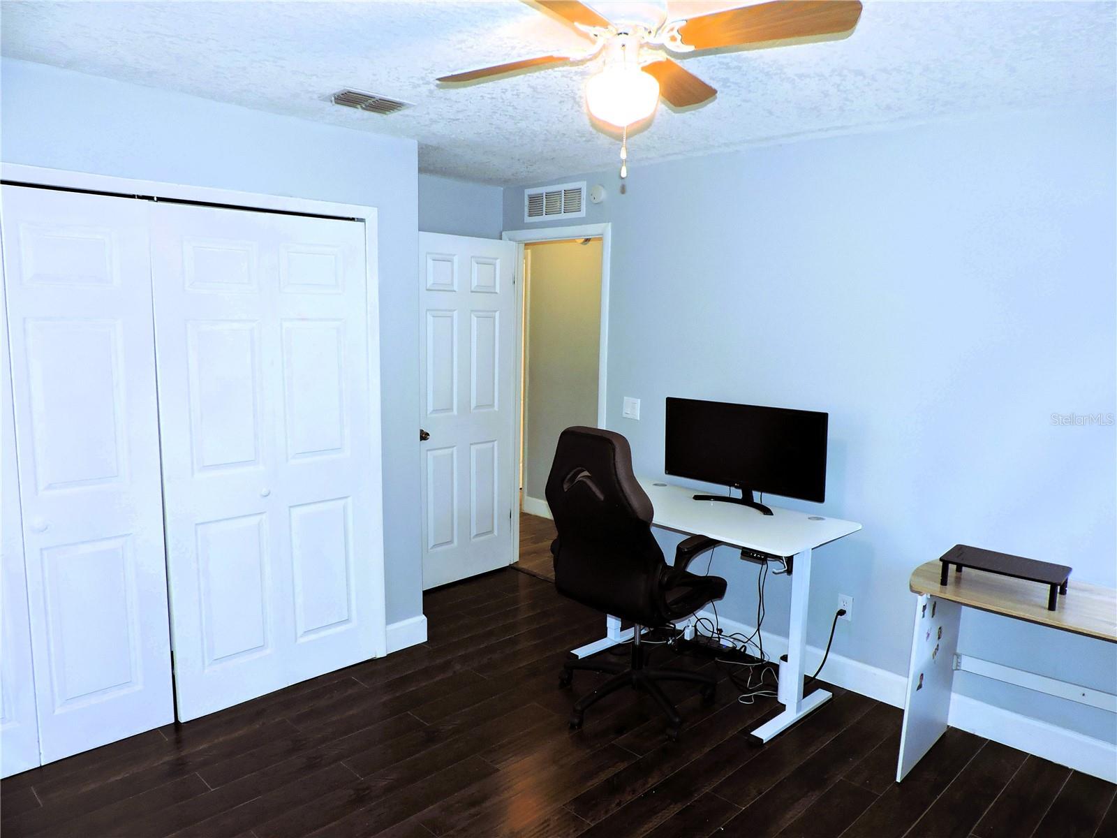 Image 13 of 28 For 1361 Sterling Oaks Drive