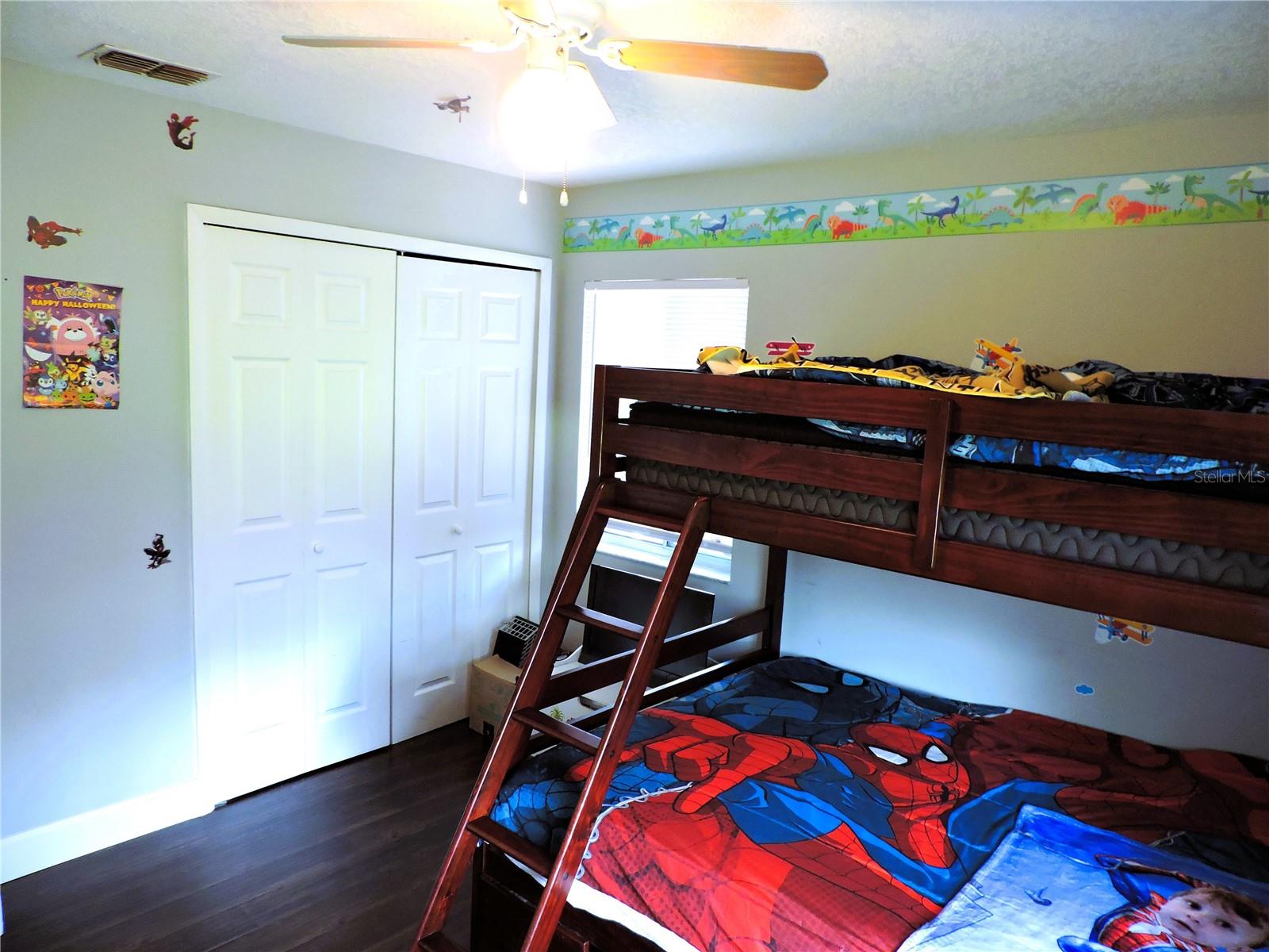Image 15 of 28 For 1361 Sterling Oaks Drive