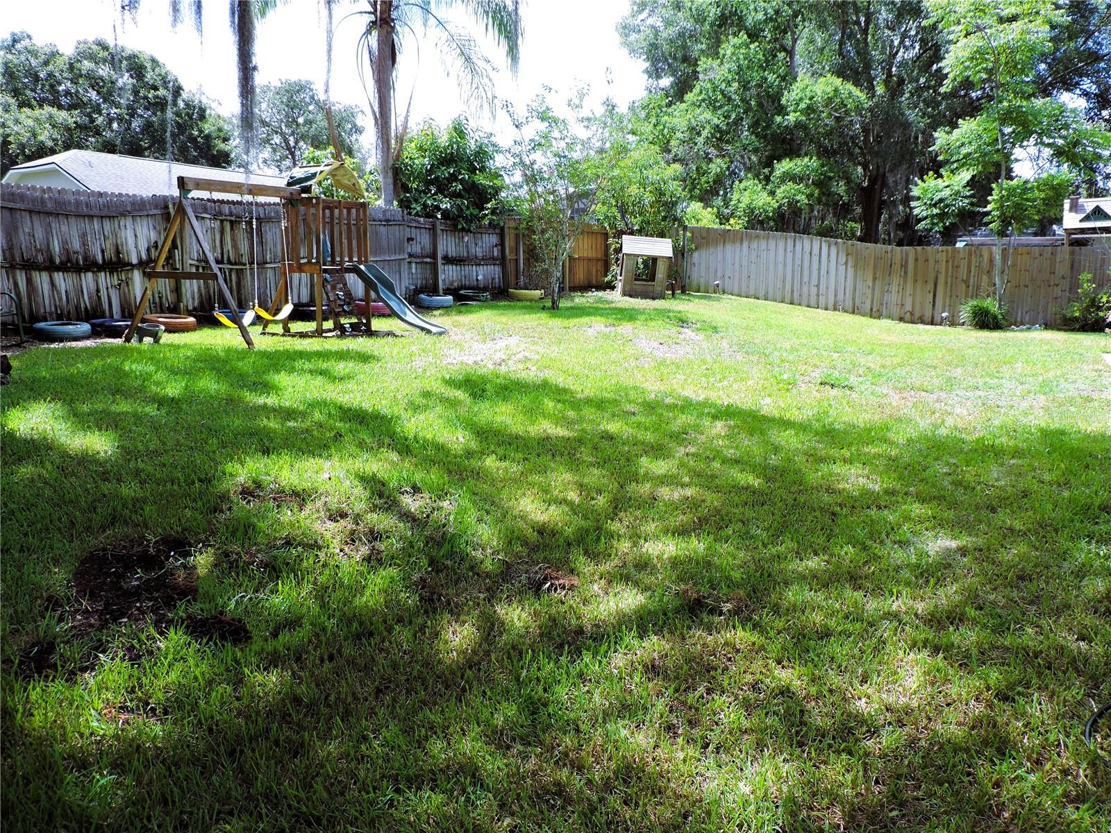 Image 20 of 28 For 1361 Sterling Oaks Drive