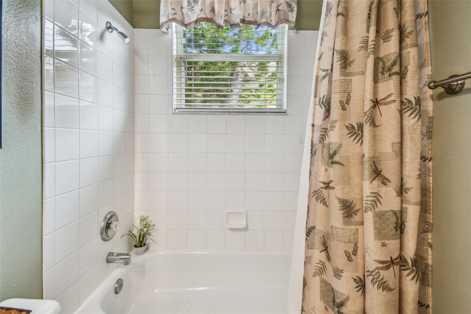 Image 38 of 70 For 1041 Cherry Valley Way