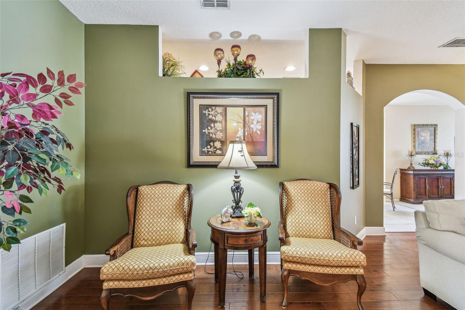 Image 8 of 70 For 1041 Cherry Valley Way