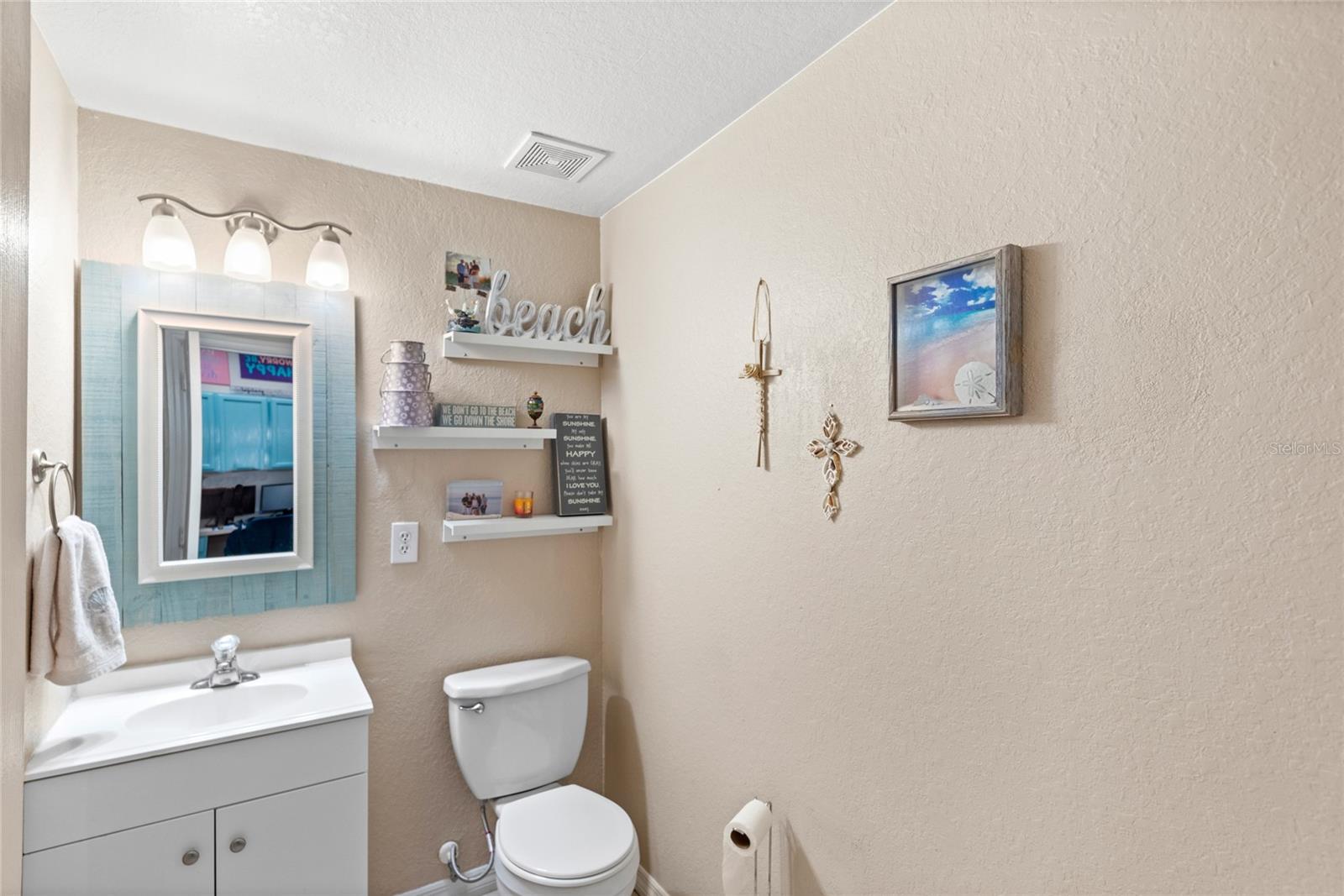 Image 15 of 34 For 3055 Ashland Lane N