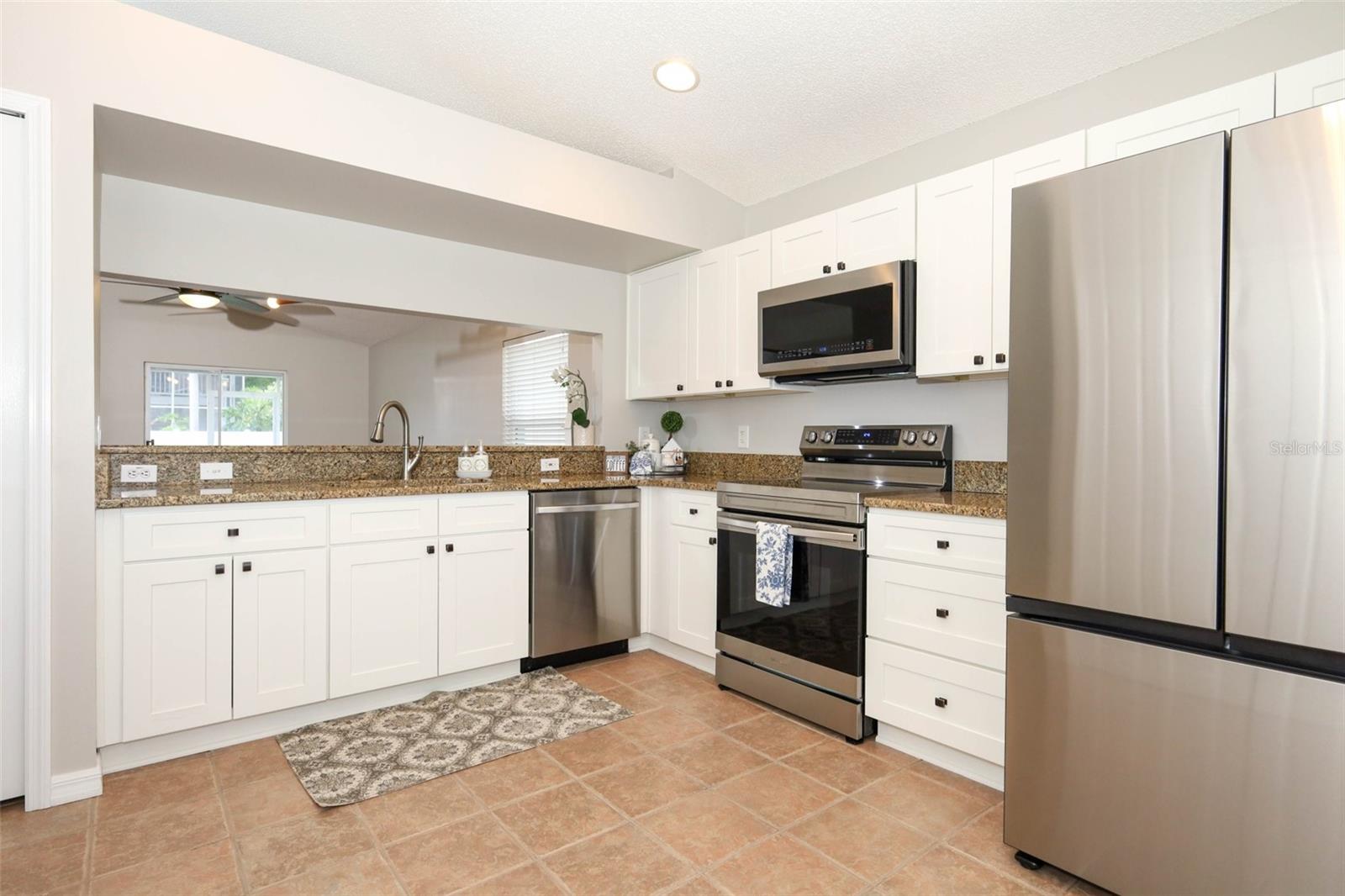 Image 7 of 73 For 14130 Leicester Lane
